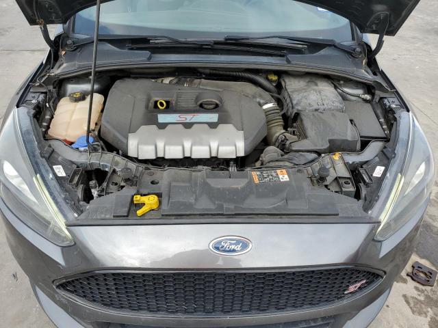 Photo 12 from auction – 2017 FORD FOCUS ST with VIN 1FADP3L92HL266242
