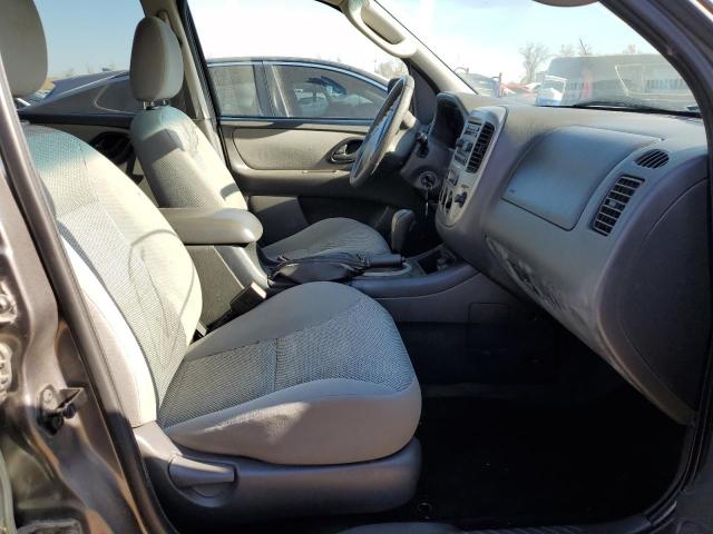 Photo 5 from auction – 2005 FORD ESCAPE with VIN 1FMYU03125KA08703