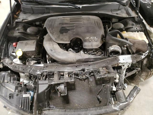 Photo 7 from auction – 2019 CHRYSLER 300 S with VIN 2C3CCAGG8KH569744