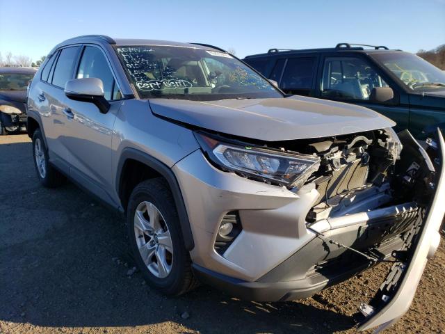 TOYOTA RAV4 XLE 2019 with VIN 2T3P1RFVXKC010814 - Photo from auction