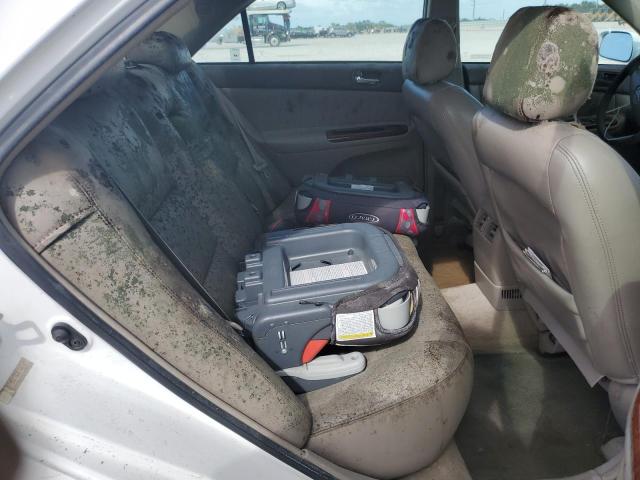 Photo 6 from auction – 2002 TOYOTA CAMRY LE with VIN 4T1BF30K52U030550