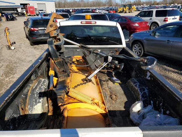 Photo 9 from auction – 2005 GMC NEW SIERRA with VIN 1GTHK34U55E119085