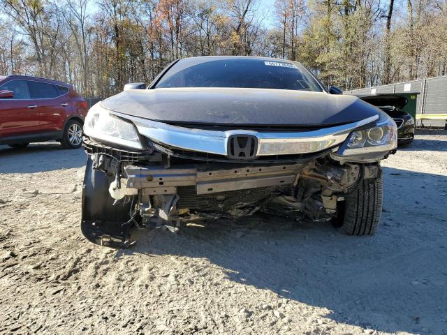 Photo 9 from auction – 2017 HONDA ACCORD EX with VIN 1HGCR2F75HA247993