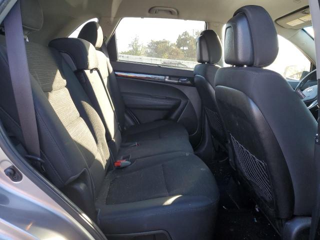 Photo 6 from auction – 2014 KIA SORENTO LX with VIN 5XYKTCA63EG544837