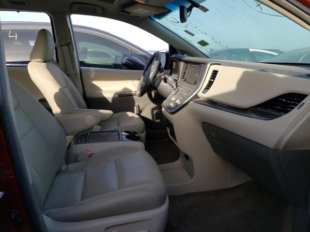 Photo 5 from auction – 2017 TOYOTA SIENNA XLE with VIN 5TDYZ3DCXHS847440