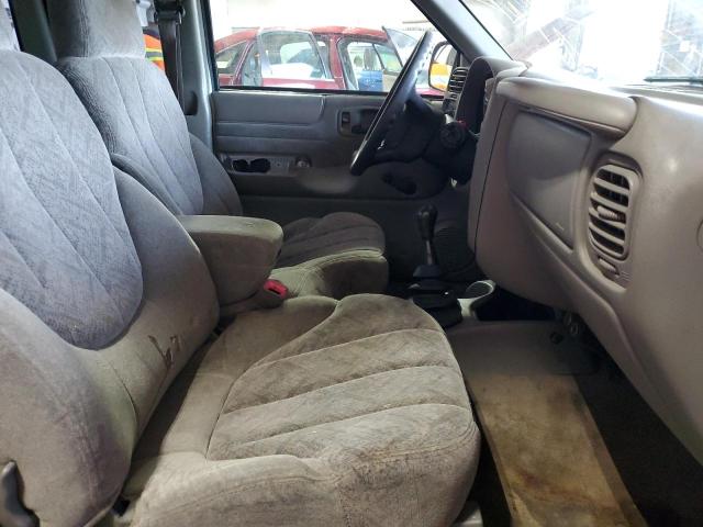 Photo 5 from auction – 2000 GMC SONOMA with VIN 1GTCS1947Y8143950