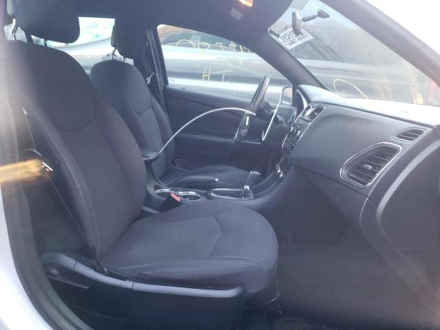 Photo 5 from auction – 2014 CHRYSLER 200 LX with VIN 1C3CCBAB5EN141838