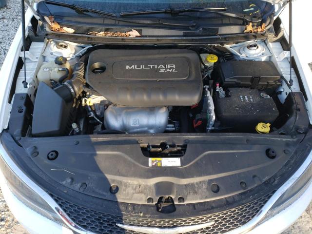 Photo 7 from auction – 2016 CHRYSLER 200 LIMITE with VIN 1C3CCCAB5GN152962