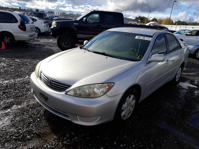 Photo 2 from auction – 2005 TOYOTA CAMRY LE with VIN 4T1BE32K35U551738
