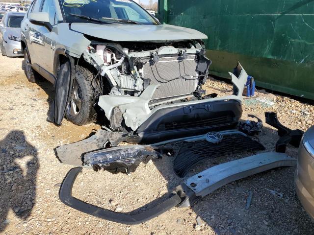 Photo 9 from auction – 2022 TOYOTA RAV4 XLE with VIN 2T3P1RFV5NW249013