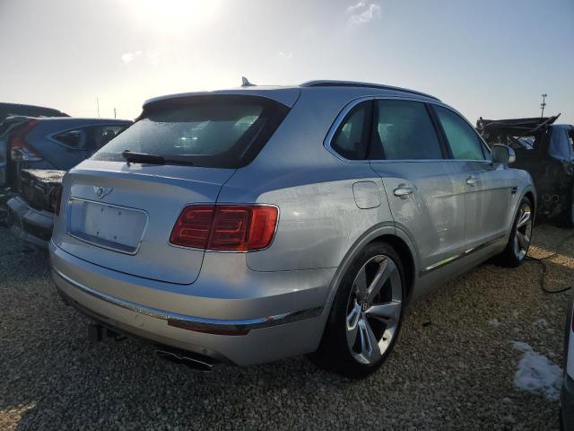 Photo 4 from auction – 2019 BENTLEY BENTAYGA with VIN SJAAM2ZVXKC026790