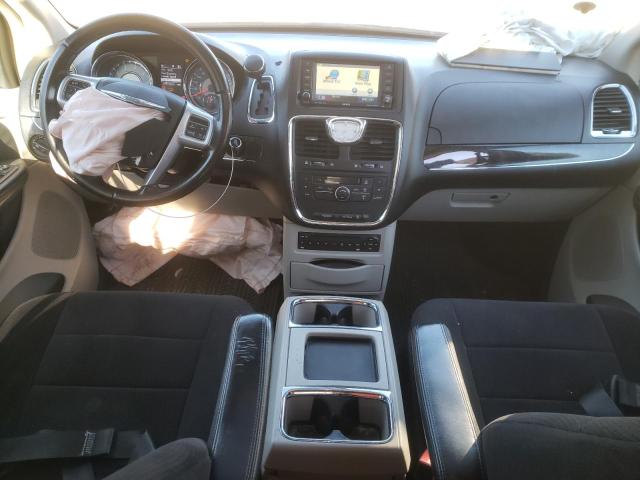Photo 5 from auction – 2011 CHRYSLER TOWN & COU with VIN 2A4RR5DG5BR643254