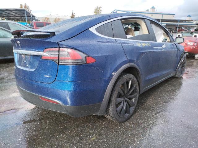 Photo 4 from auction – 2017 TESLA MODEL X with VIN 5YJXCDE23HF060701