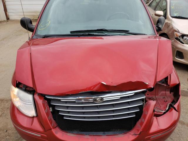 Photo 7 from auction – 2005 CHRYSLER TOWN & COU with VIN 2C4GP54L35R103115