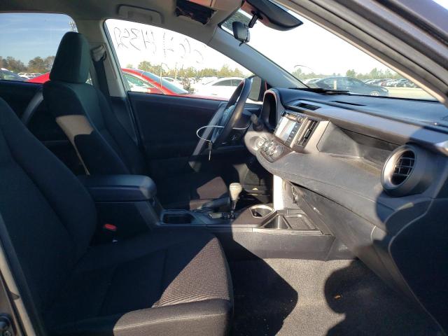 Photo 5 from auction – 2018 TOYOTA RAV4 LE with VIN JTMBFREV5JJ196271