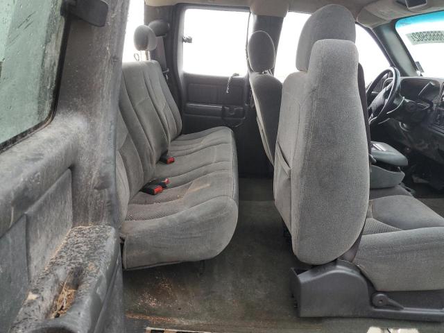 Photo 6 from auction – 2004 CHEVROLET SILVERADO with VIN 1GCHK29U54E221326