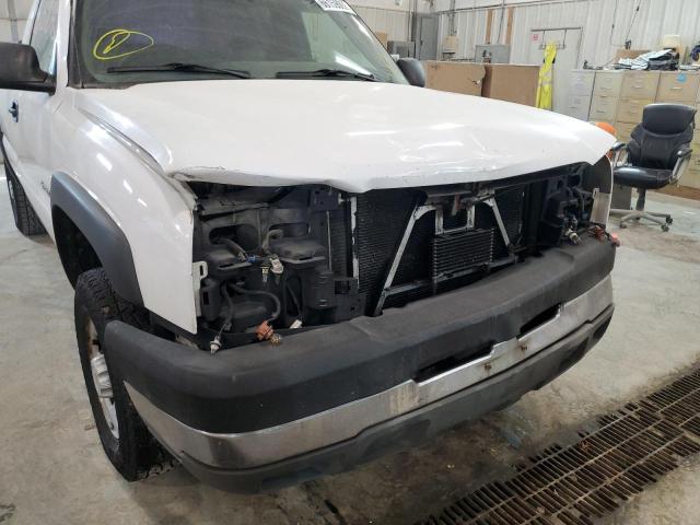 Photo 9 from auction – 2003 CHEVROLET SILVERADO with VIN 1GCHC24U93E276235
