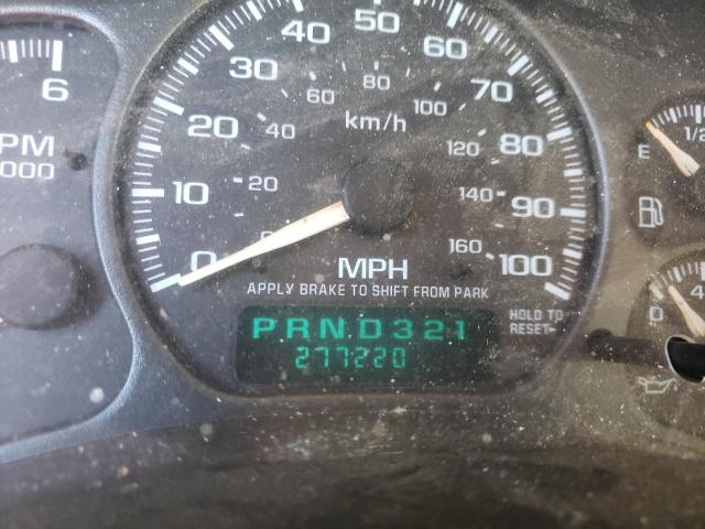 Photo 8 from auction – 2002 CHEVROLET SILVERADO with VIN 2GCEC19T521183774