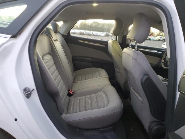 Photo 6 from auction – 2016 FORD FUSION S with VIN 3FA6P0G78GR389107