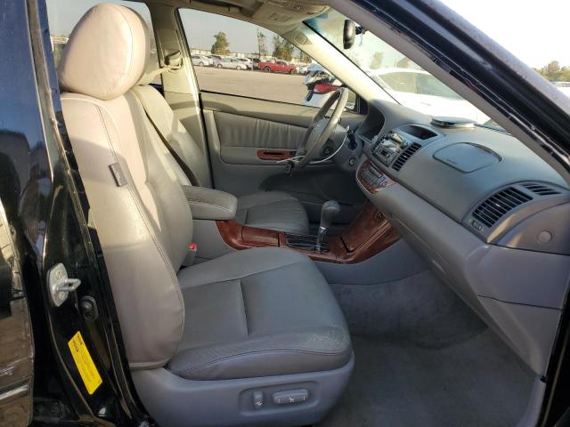 Photo 5 from auction – 2005 TOYOTA CAMRY LE with VIN 4T1BF30K25U083579