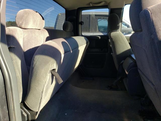 Photo 6 from auction – 2004 CHEVROLET SILVERADO with VIN 2GCEK19T941139234