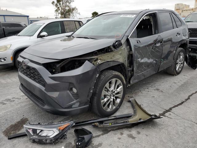 Photo 9 from auction – 2019 TOYOTA RAV4 XLE P with VIN 2T3C1RFV4KC033360