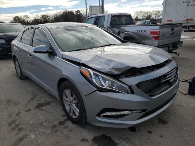 HYUNDAI SONATA SE 2017 with VIN 5NPE24AF4HH484943 - Photo from auction