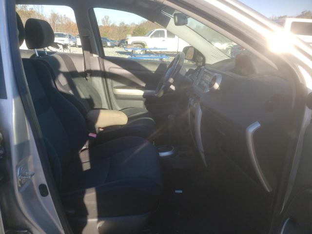 Photo 5 from auction – 2006 TOYOTA SCION XA with VIN JTKKT624865017376