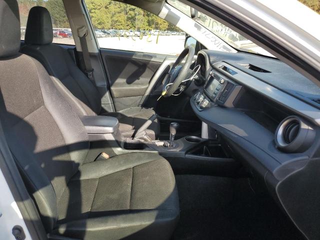 Photo 5 from auction – 2015 TOYOTA RAV4 LE with VIN JTMZFREV6FD043158