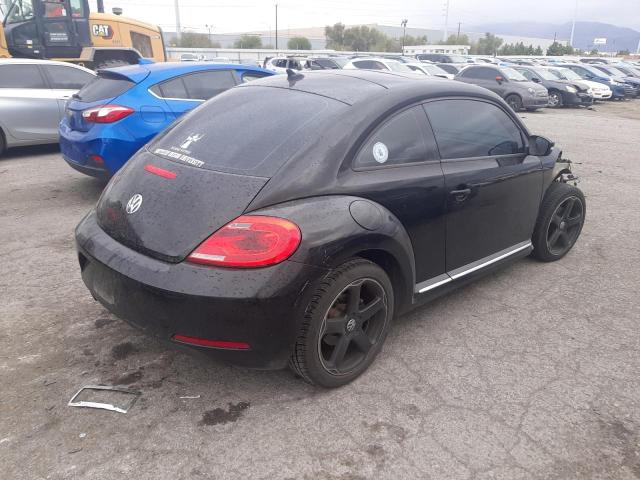 Photo 4 from auction – 2012 VOLKSWAGEN BEETLE with VIN 3VWJP7AT8CM629375