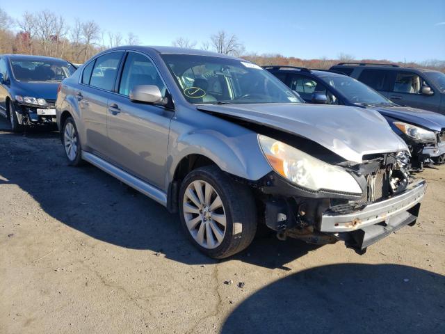 SUBARU LEGACY 2.5 2011 مع رقم تعريف المركبة 4S3BMBJ66B3261677 - صورة من المزاد