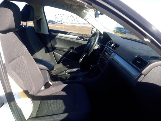 Photo 5 from auction – 2013 VOLKSWAGEN PASSAT S with VIN 1VWAP7A30DC079060