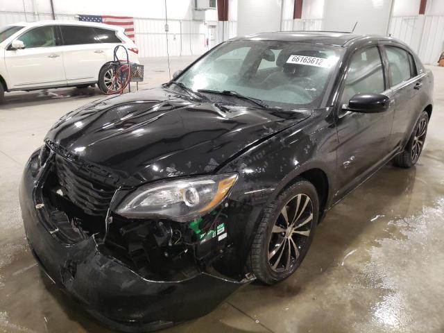 Photo 2 from auction – 2013 CHRYSLER 200 LIMITE with VIN 1C3CCBCGXDN500883