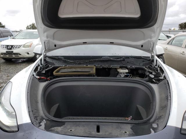 Photo 7 from auction – 2020 TESLA MODEL Y with VIN 5YJYGDEE5LF012872