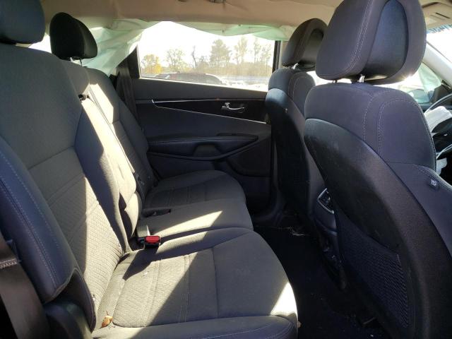 Photo 6 from auction – 2016 KIA SORENTO LX with VIN 5XYPGDA53GG137532