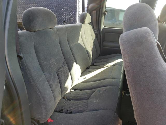 Photo 6 from auction – 2003 CHEVROLET SILVERADO with VIN 2GCEC19T531178236