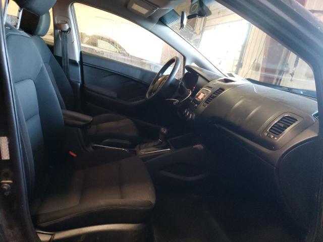 Photo 5 from auction – 2017 KIA FORTE LX with VIN 3KPFK4A79HE037736