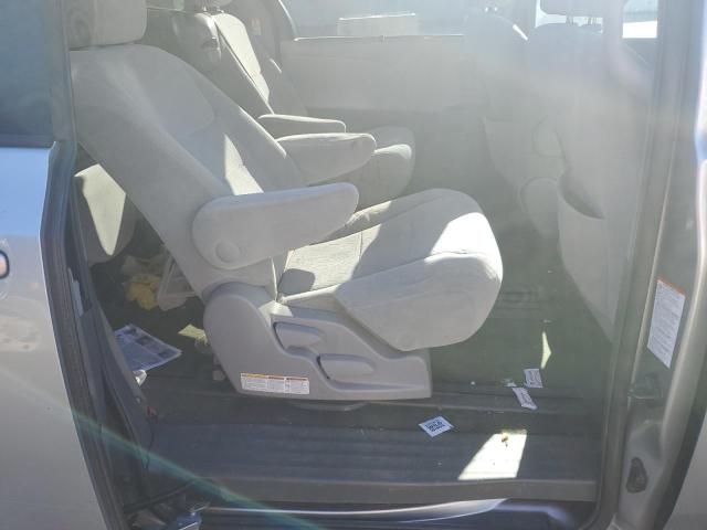 Photo 6 from auction – 2015 TOYOTA SIENNA LE with VIN 5TDKK3DC2FS568149