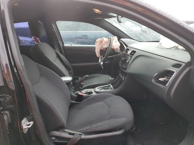 Photo 5 from auction – 2014 CHRYSLER 200 LX with VIN 1C3CCBABXEN125246