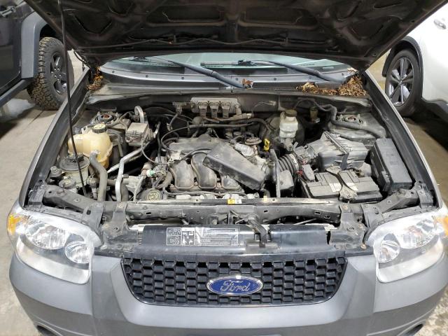Photo 7 from auction – 2005 FORD ESCAPE XLT with VIN 1FMYU93145KC90802
