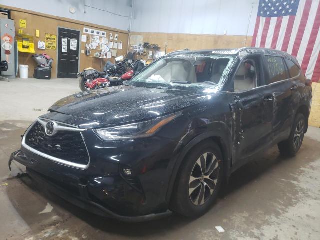 Photo 2 from auction – 2021 TOYOTA HIGHLANDER with VIN 5TDHZRBH7MS083848