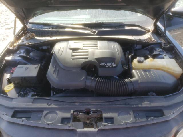 Photo 7 from auction – 2018 CHRYSLER 300 S with VIN 2C3CCABG0JH243362