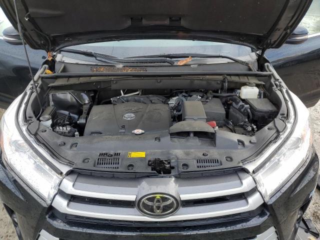 Photo 7 from auction – 2019 TOYOTA HIGHLANDER with VIN 5TDJZRFH9KS562703