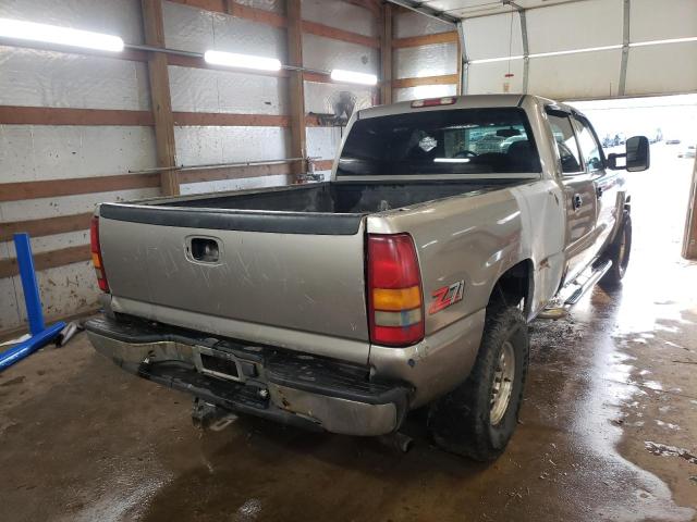 Zdjęcie 4 z aukcji – 2002 CHEVROLET SILVERADO z VIN 1GCGK13U92F109697