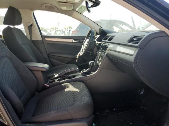 Photo 5 from auction – 2013 VOLKSWAGEN PASSAT S with VIN 1VWAP7A37DC120378