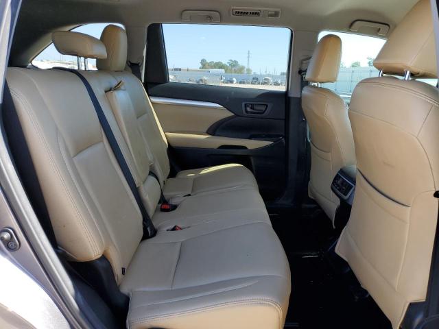Photo 6 from auction – 2015 TOYOTA HIGHLANDER with VIN 5TDZARFH3FS010906