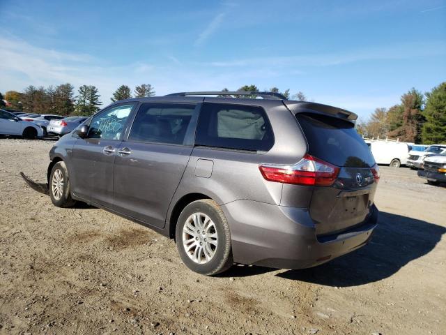 Photo 3 from auction – 2017 TOYOTA SIENNA XLE with VIN 5TDYZ3DC2HS825092