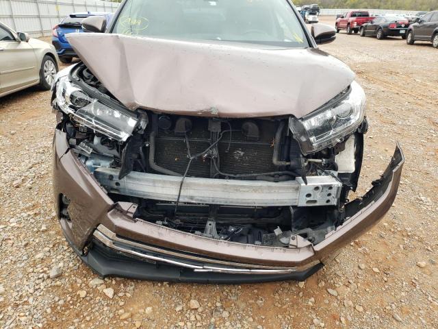 Photo 9 from auction – 2017 TOYOTA HIGHLANDER with VIN 5TDDGRFH0HS024922