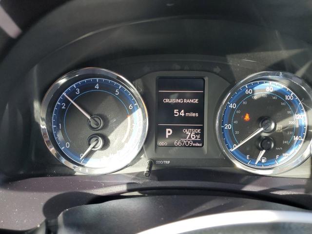 Photo 8 from auction – 2017 TOYOTA COROLLA L with VIN 5YFBURHE3HP720699
