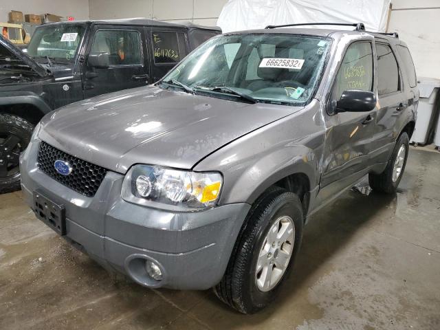 Photo 2 from auction – 2005 FORD ESCAPE XLT with VIN 1FMYU93145KC90802